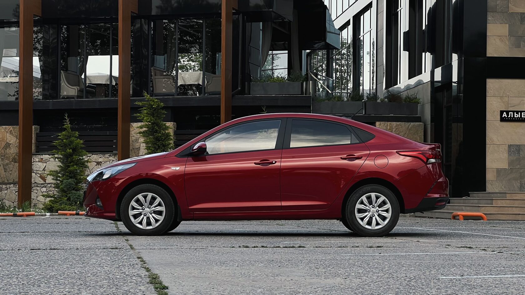 Hyundai Solaris 2 Rest (2020) — фото 2