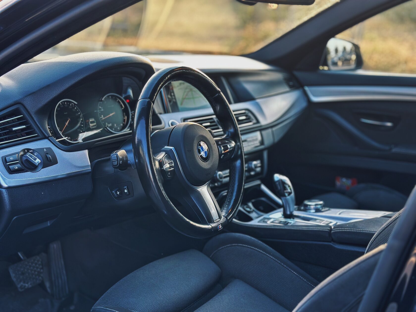 BMW 528i F10 (2010) — фото 2