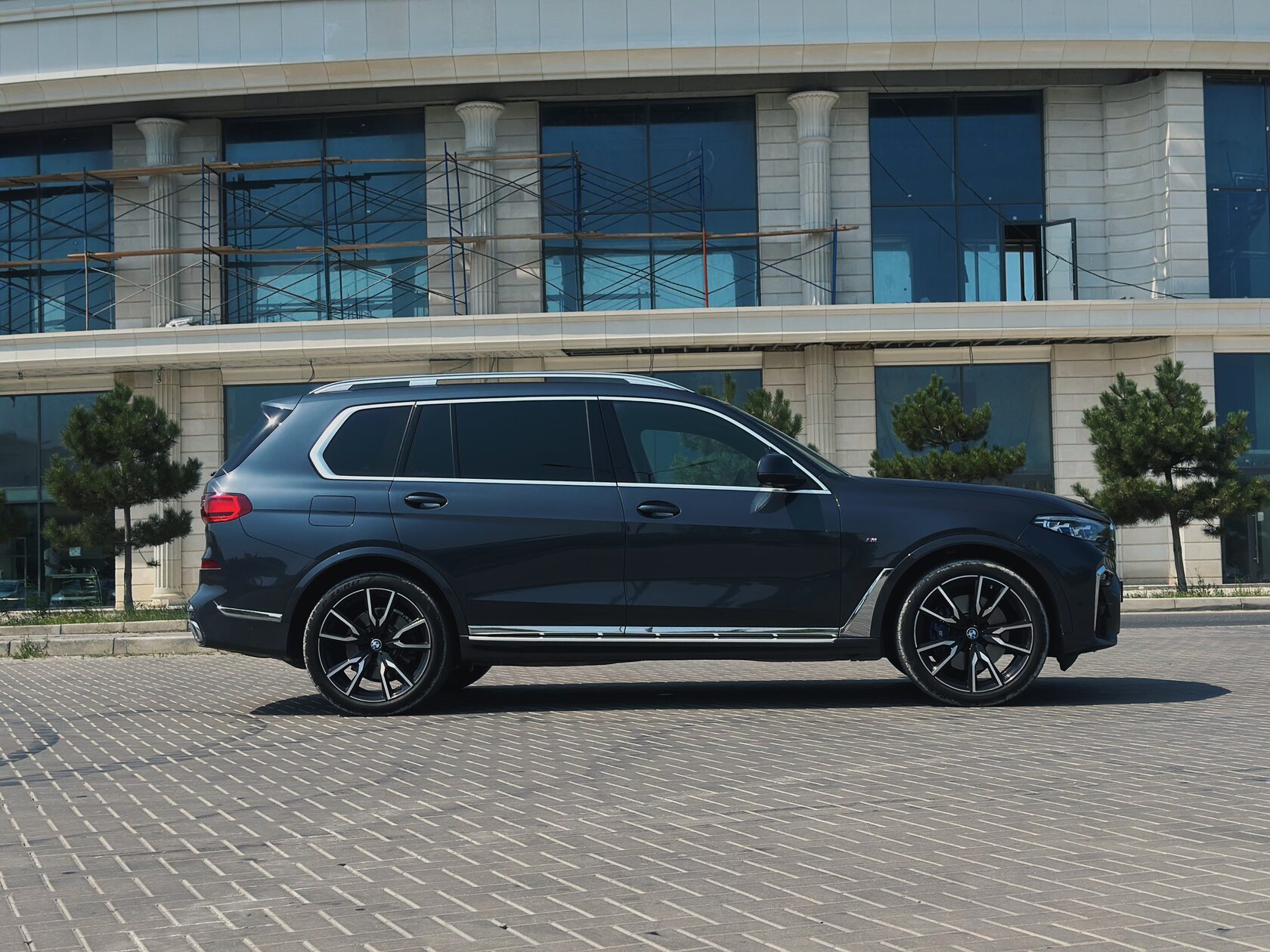 BMW Х7 XDRIVE 40i (2019) — фото 2