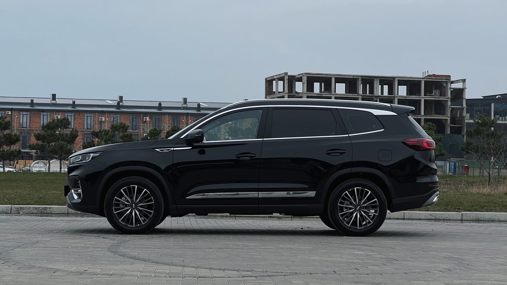 Chery Tiggo 8 Pro Black (2024) — фото 3
