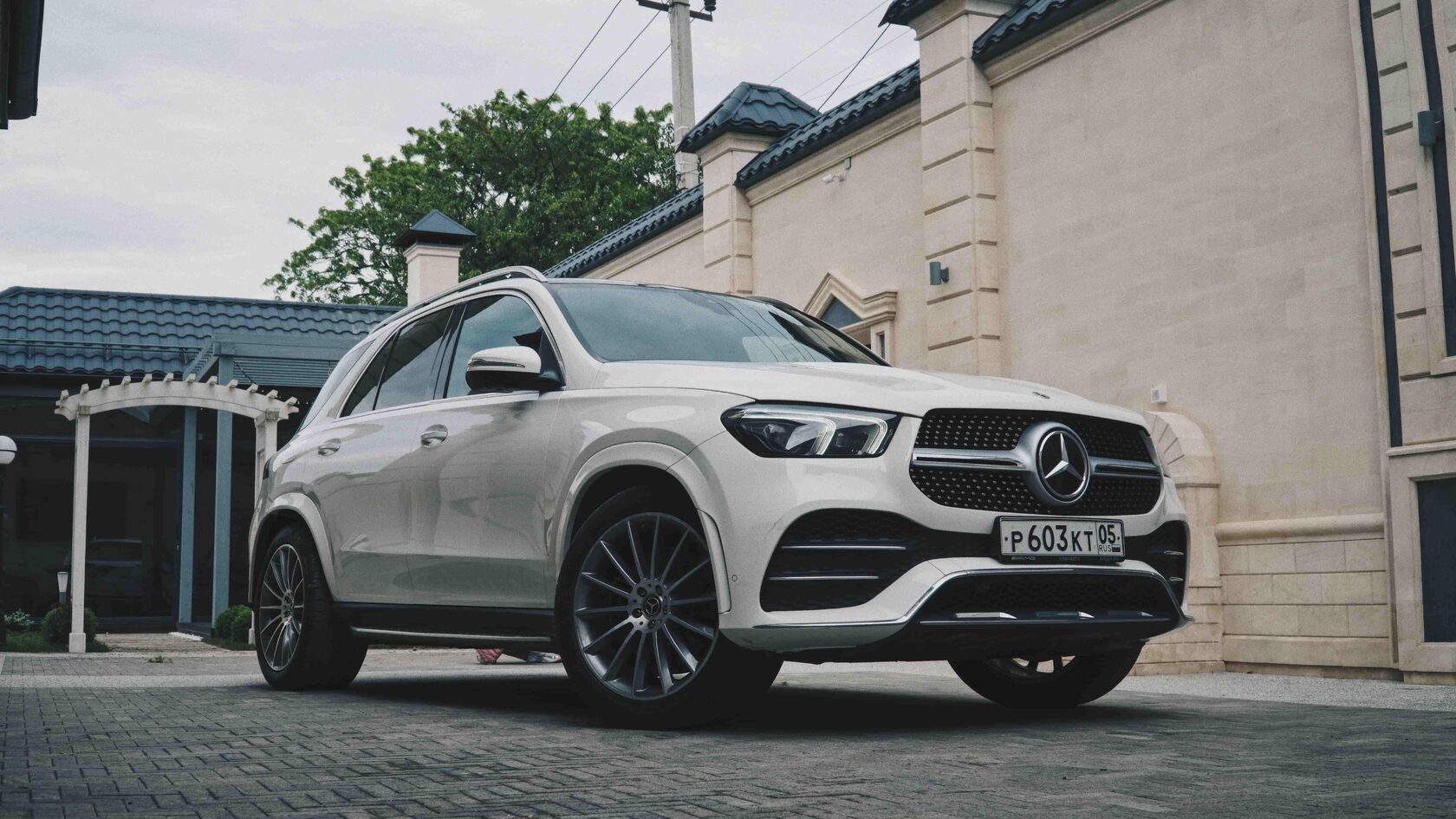 MB GLE 400d (2024) — фото 2